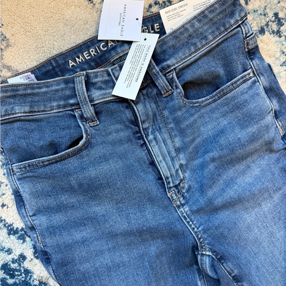 American Eagle Next Level Super High-Waisted Jegging - Picture 2 of 6